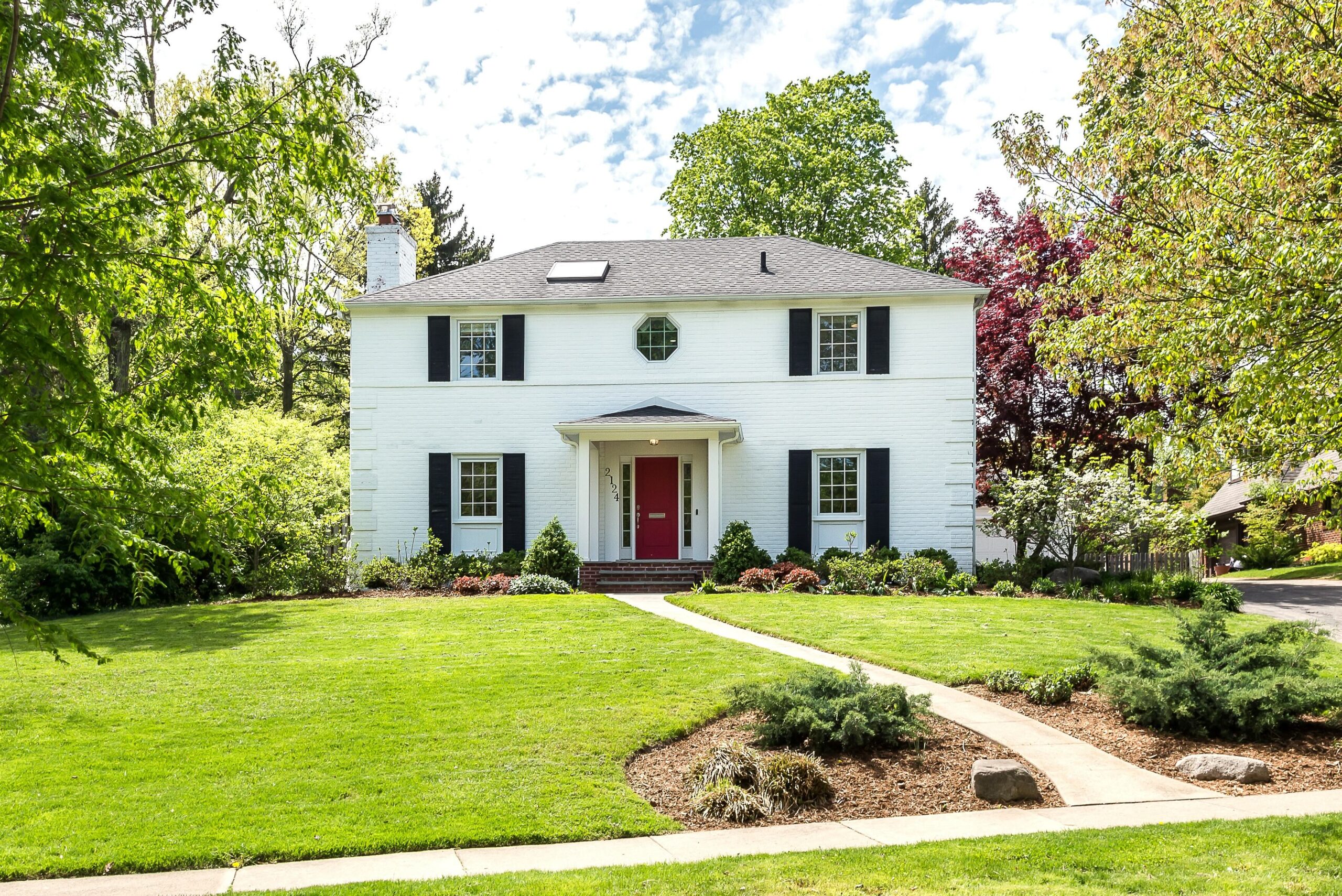 Exceptional Burns Park Colonial